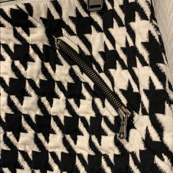 Zara Houndstooth Mini Skirt - Picture 5 of 6